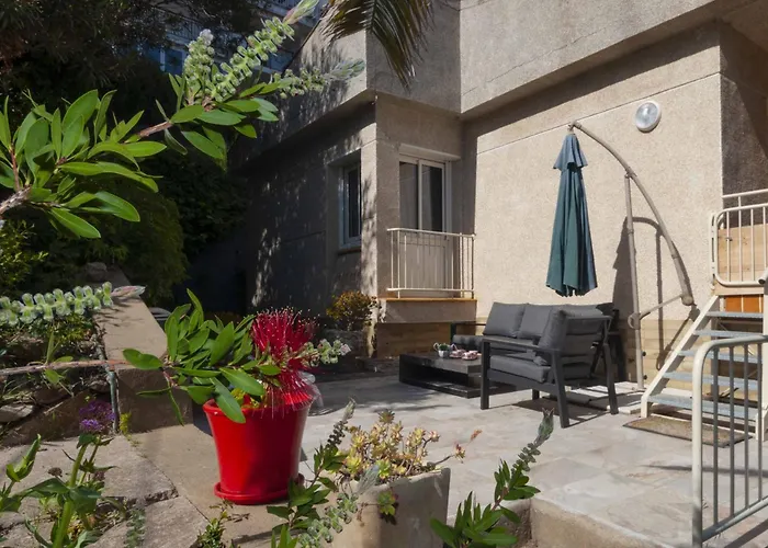 1233 Neus Con Piscina - Apivend Immo Roses